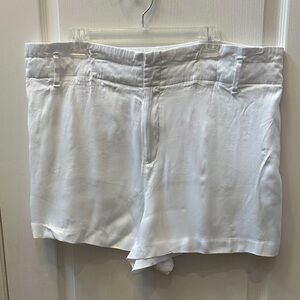 GAP White High-Waist Pull-On Shorts